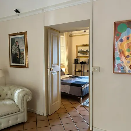 Palazzo Antico 3*